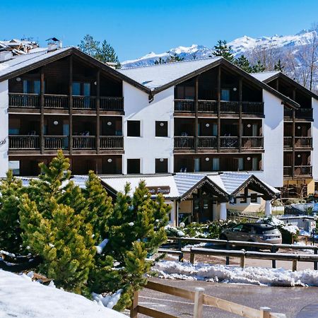 كافاليسِّ Aparthotel Des Alpes المظهر الخارجي الصورة