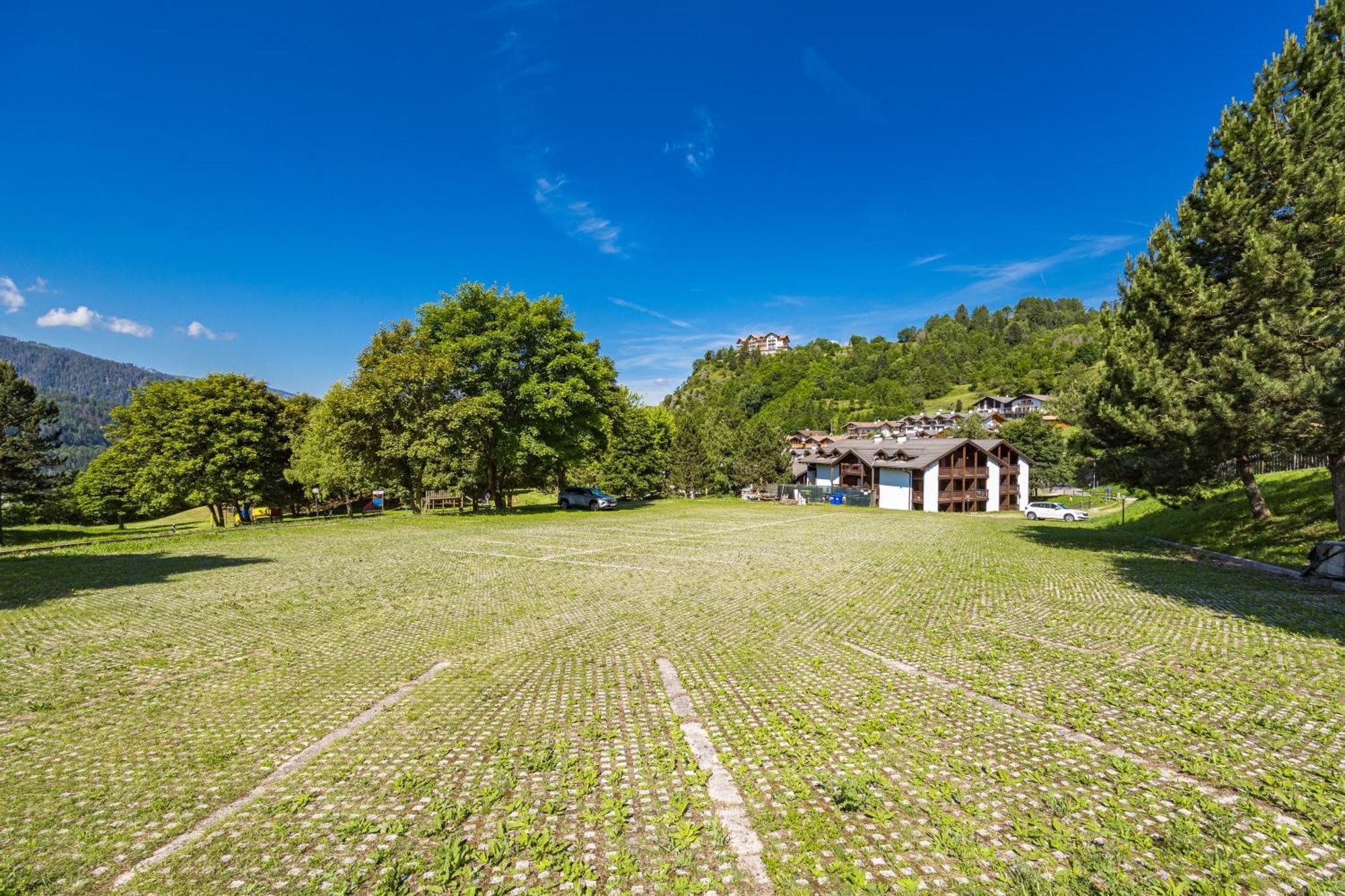 كافاليسِّ Aparthotel Des Alpes المظهر الخارجي الصورة